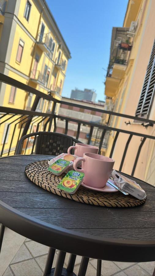 Virgy House Bed & Breakfast Napoli Bagian luar foto